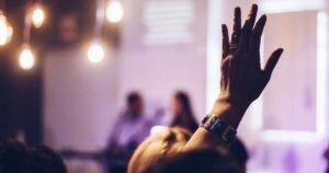 Que es el parkinson_mano alzada