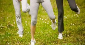 Ejercicio de equilibrio a la pata coja